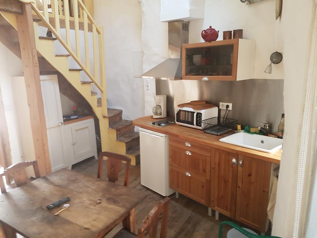 La Maison D'Angele Sainte-Eulalie-de-Cernon Bagian luar foto