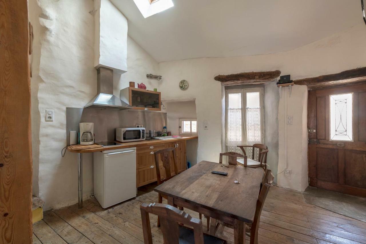 La Maison D'Angele Sainte-Eulalie-de-Cernon Bagian luar foto